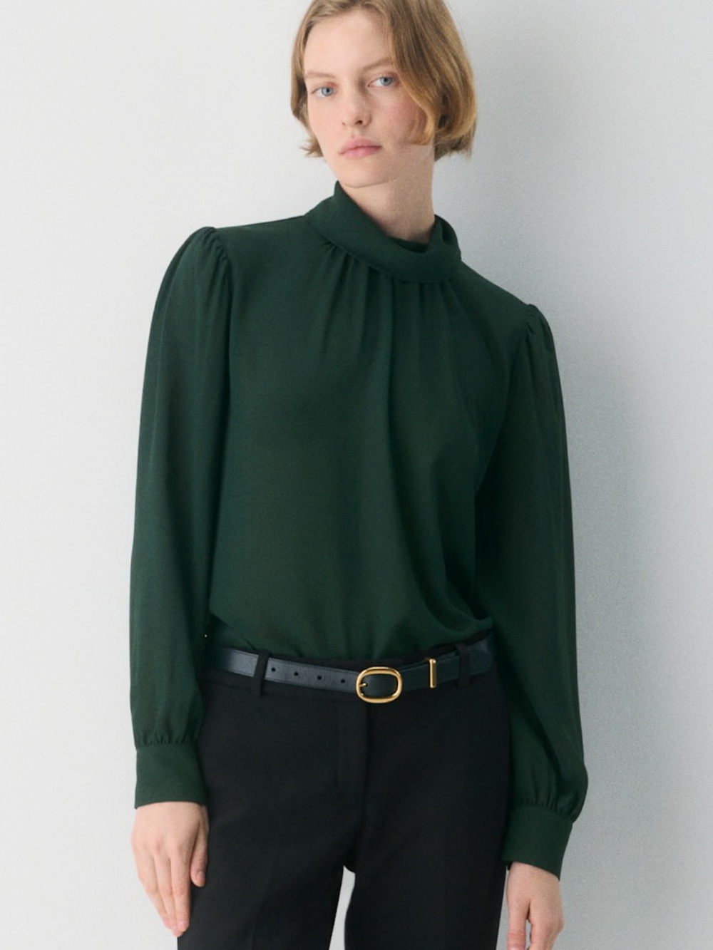 Aritzia Wilfred piano blouse